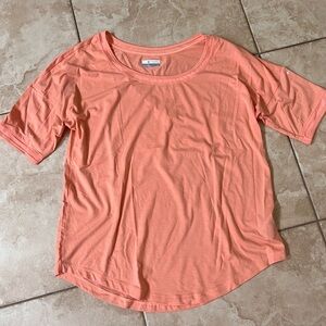 Columbia Relaxed Short Sleeve Tee